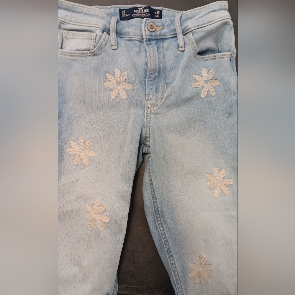 Hollister jeans